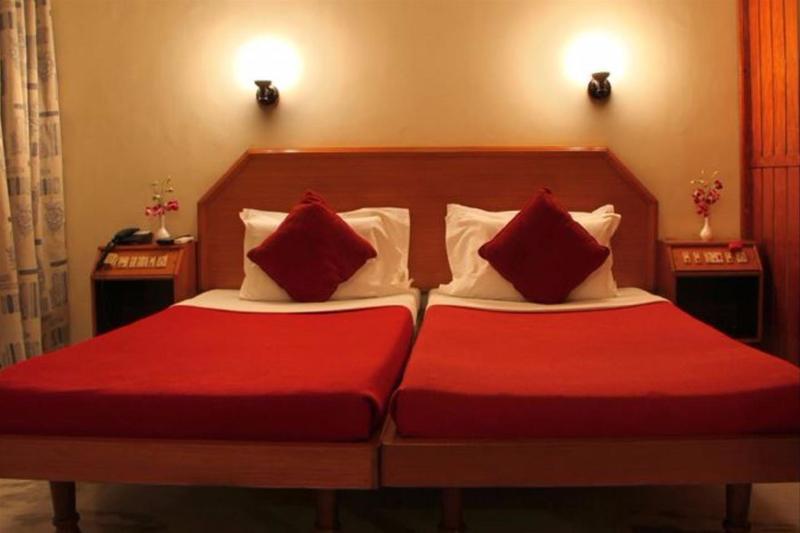 Hotel Ram International Pondicherry Exterior photo
