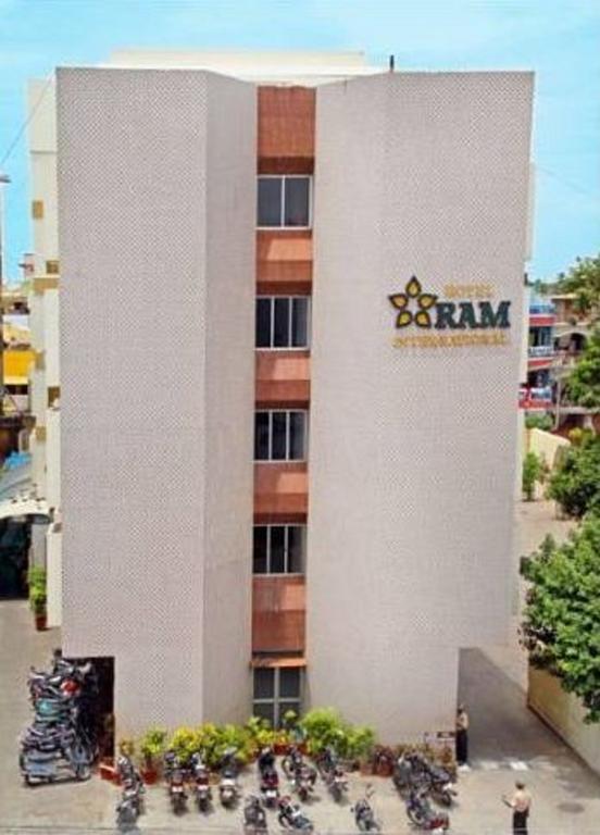 Hotel Ram International Pondicherry Exterior photo